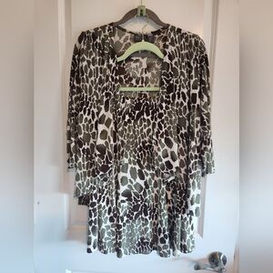 Chico's Women's 2 piece Ensemble